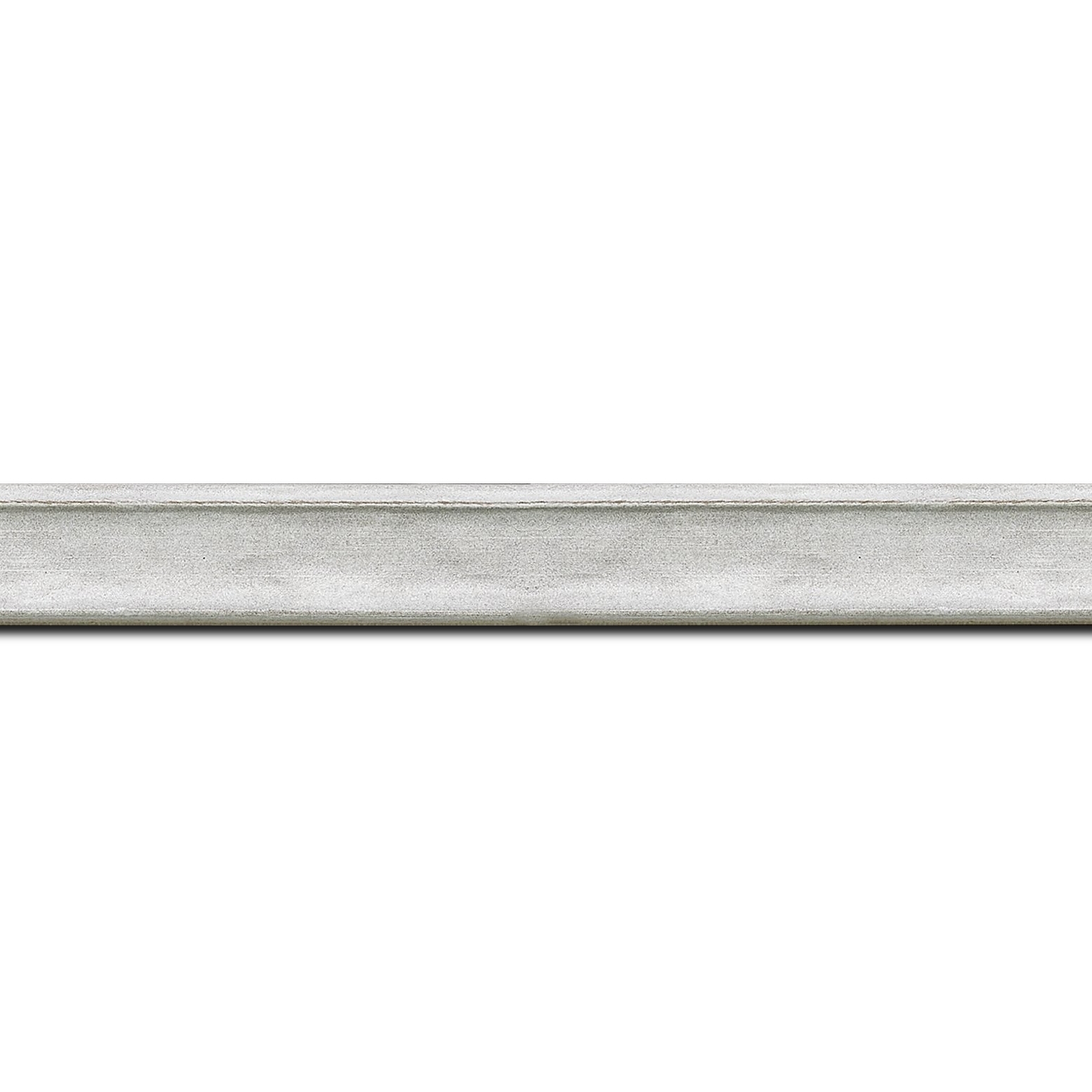 Baguette longueur 1.40m bois profil incurvé largeur 2cm couleur blanc antique bosselé