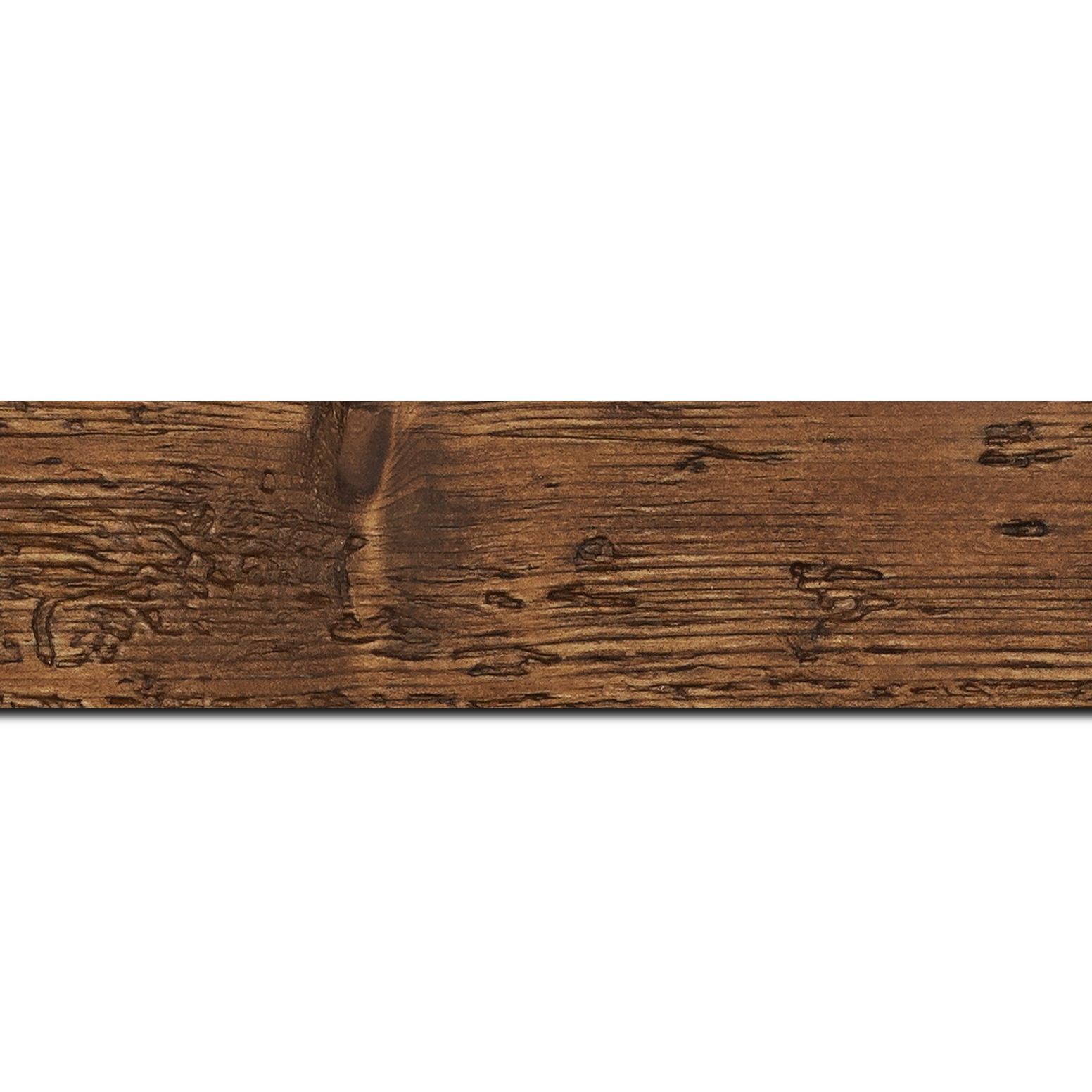 Pack par 12m, bois profil plat largeur 4.3cm couleur marron foncé finition aspect vieilli antique   (longueur baguette pouvant varier entre 2.40m et 3m selon arrivage des bois)
