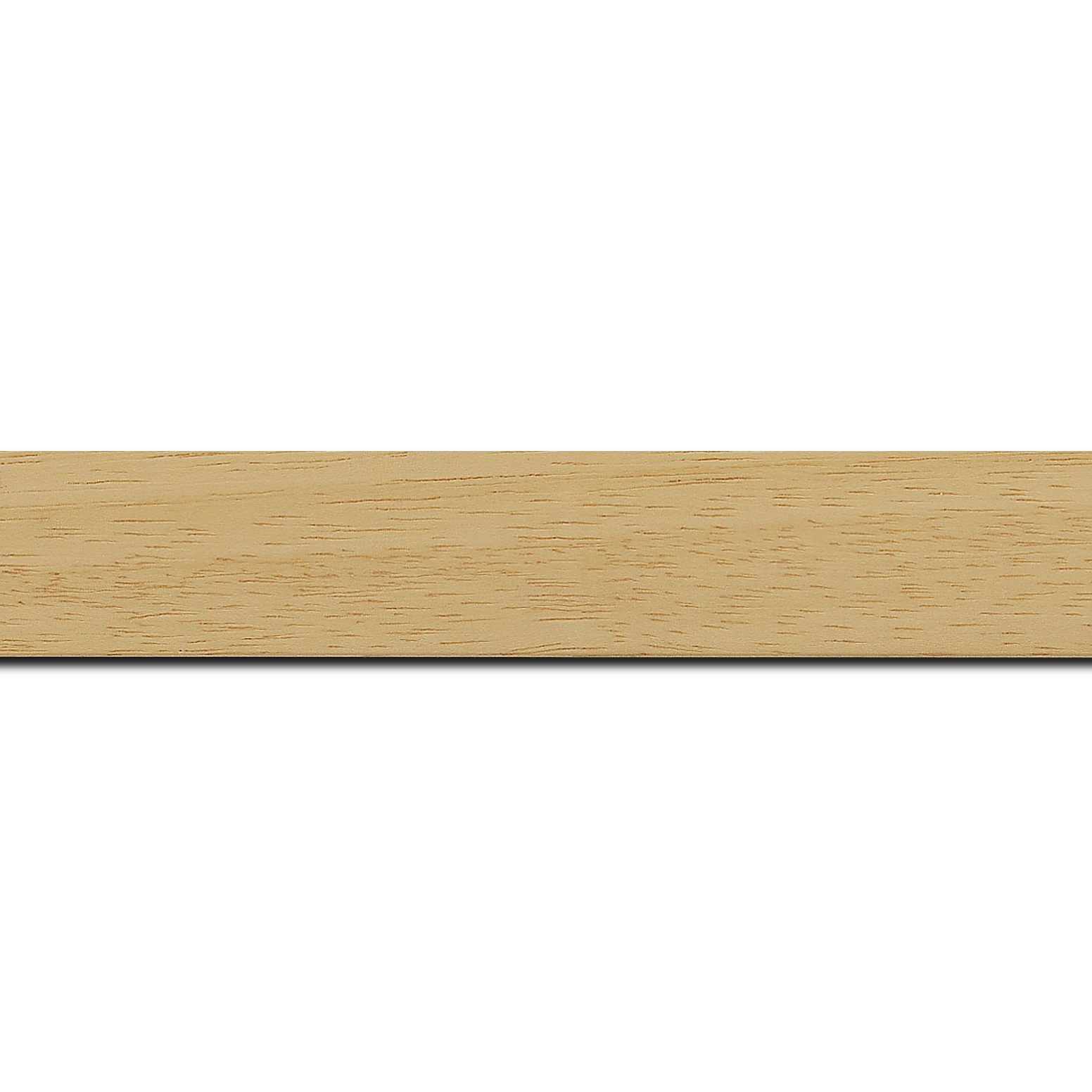 Pack par 12m, bois profil plat largeur 3cm couleur naturel satiné (longueur baguette pouvant varier entre 2.40m et 3m selon arrivage des bois)