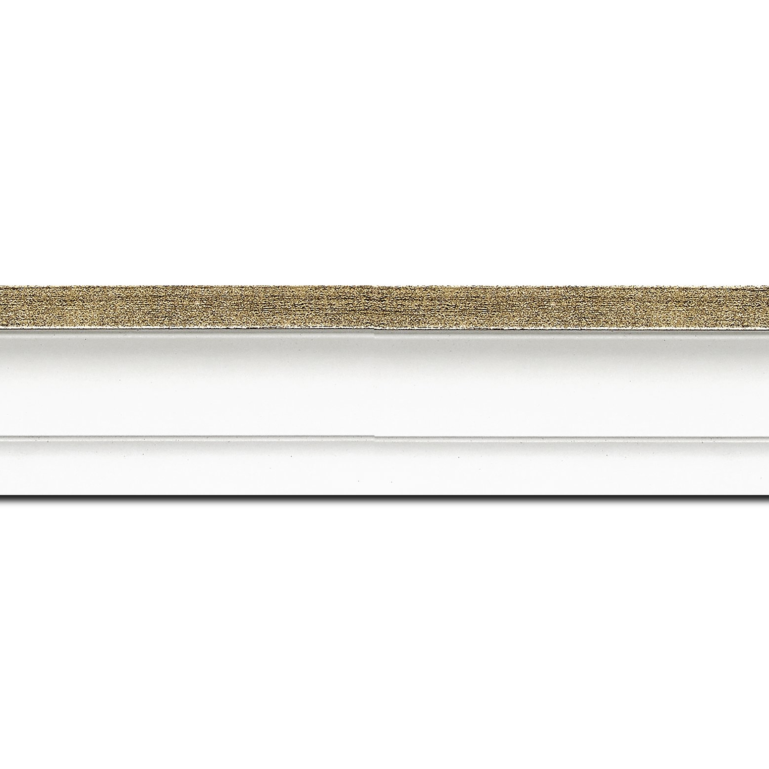 Baguette longueur 1.40m bois caisse américaine profil escalier largeur 4.4cm blanc mat filet or (spécialement conçu pour les châssis d'une épaisseur jusqu’à 2.5cm )
