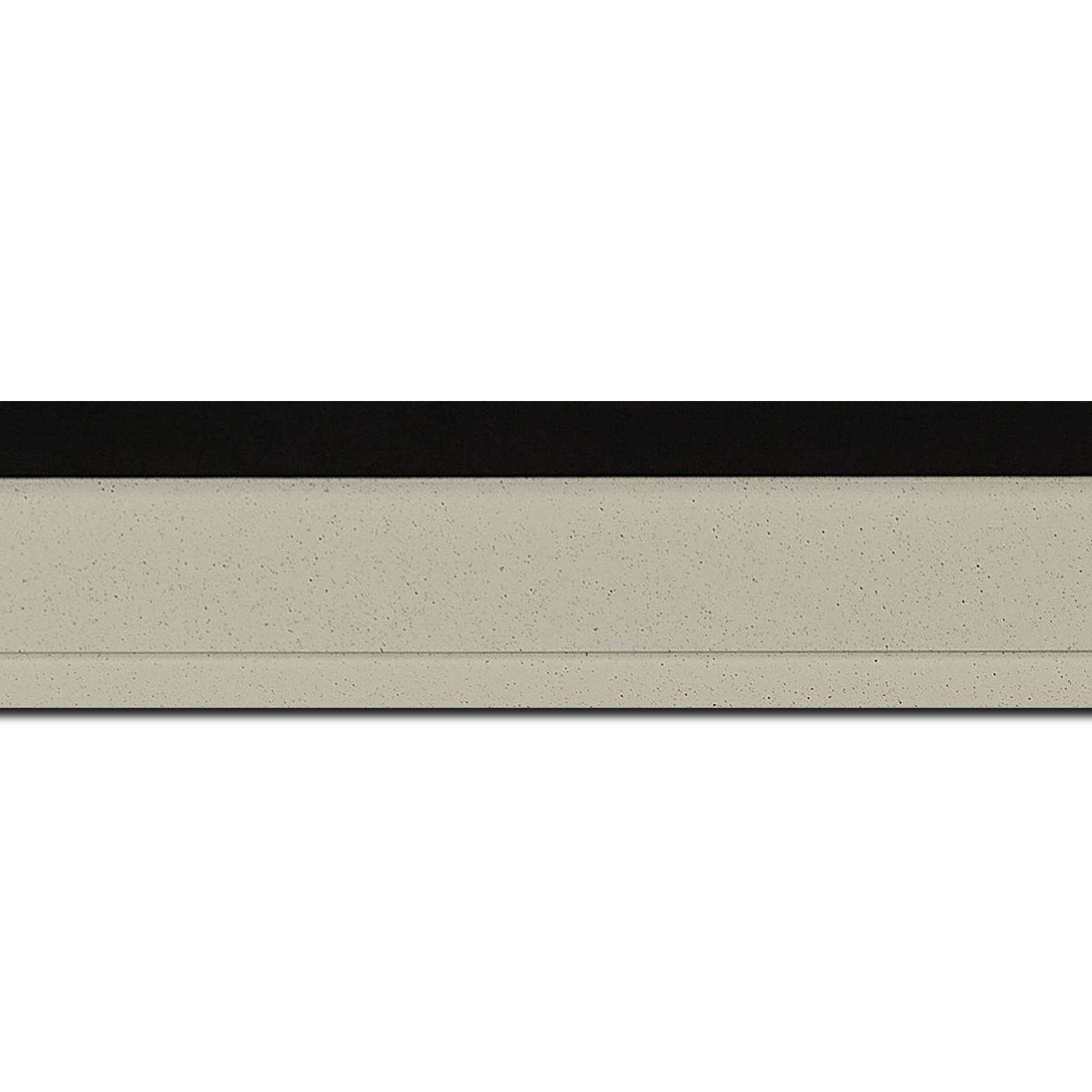 Baguette longueur 1.40m bois caisse américaine profil escalier largeur 4.4cm couleur taupe clair ,filet noir y compris le coté extérieur (spécialement conçu pour les châssis d'une épaisseur jusqu’à 2.5cm )