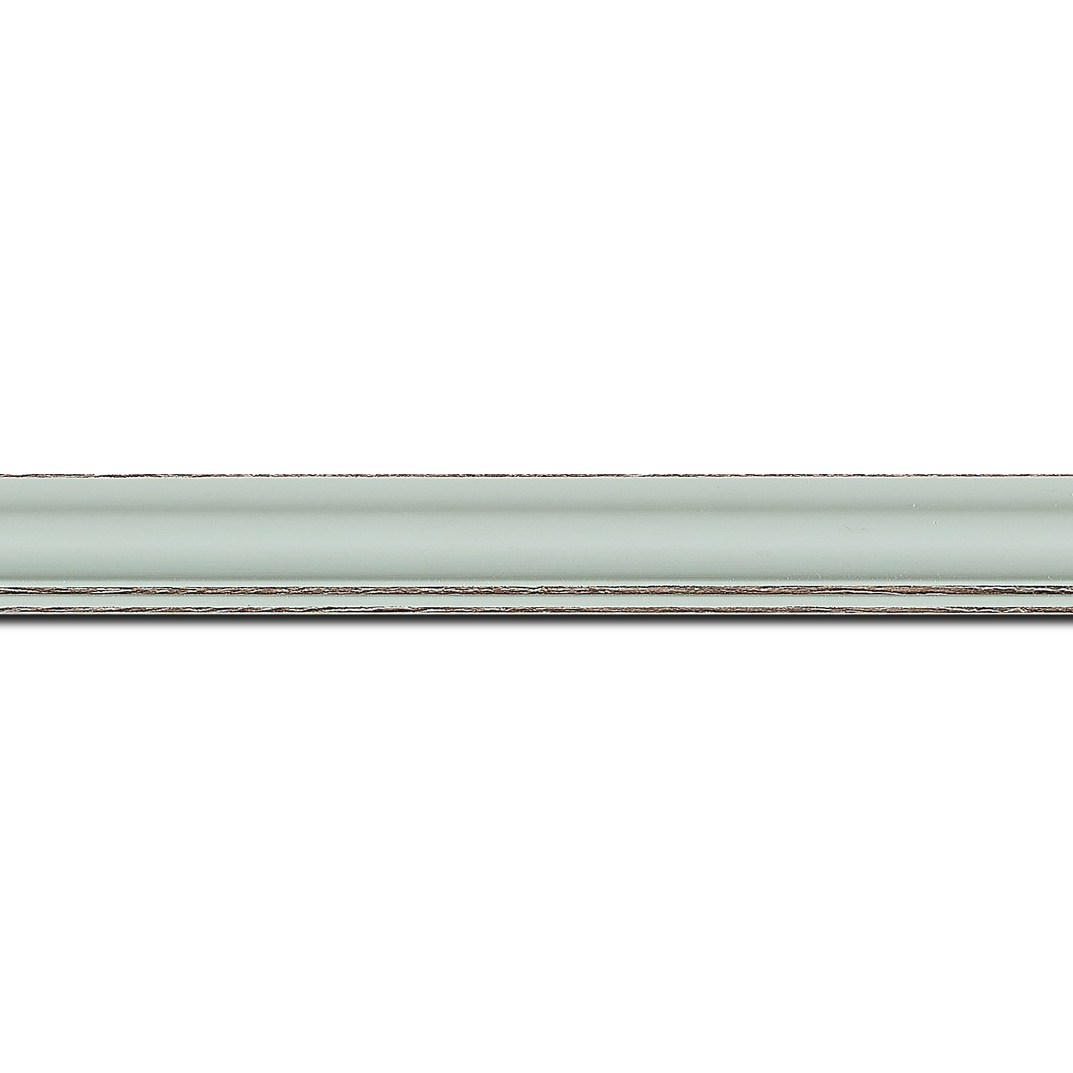 Baguette longueur 1.40m bois profil doucine inversée largeur 2.3cm bleu tendre satiné bord ressuyé
