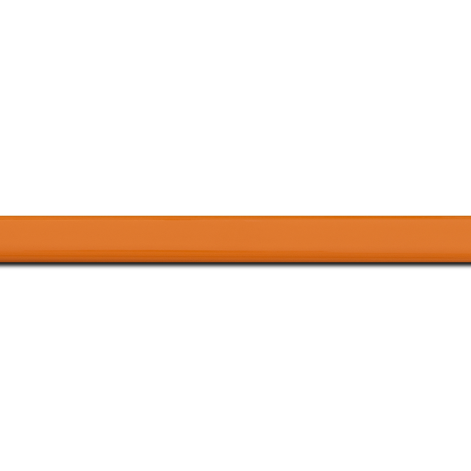 Baguette service précoupé Bois profil méplat largeur 1.4cm couleur orange laqué