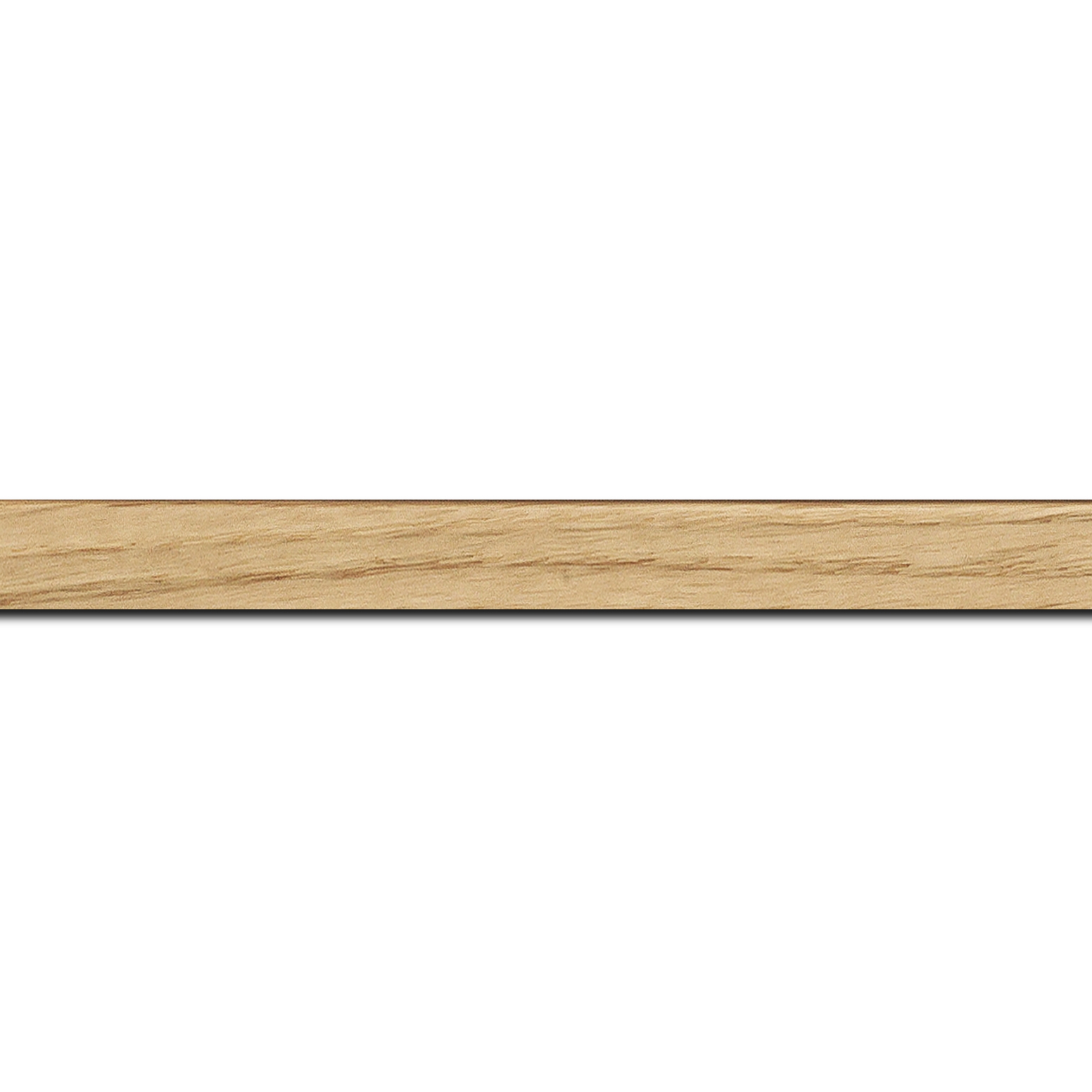 Pack par 12m, bois profil plat largeur 1.5cm  plaquage chêne haut de gamme(longueur baguette pouvant varier entre 2.40m et 3m selon arrivage des bois)
