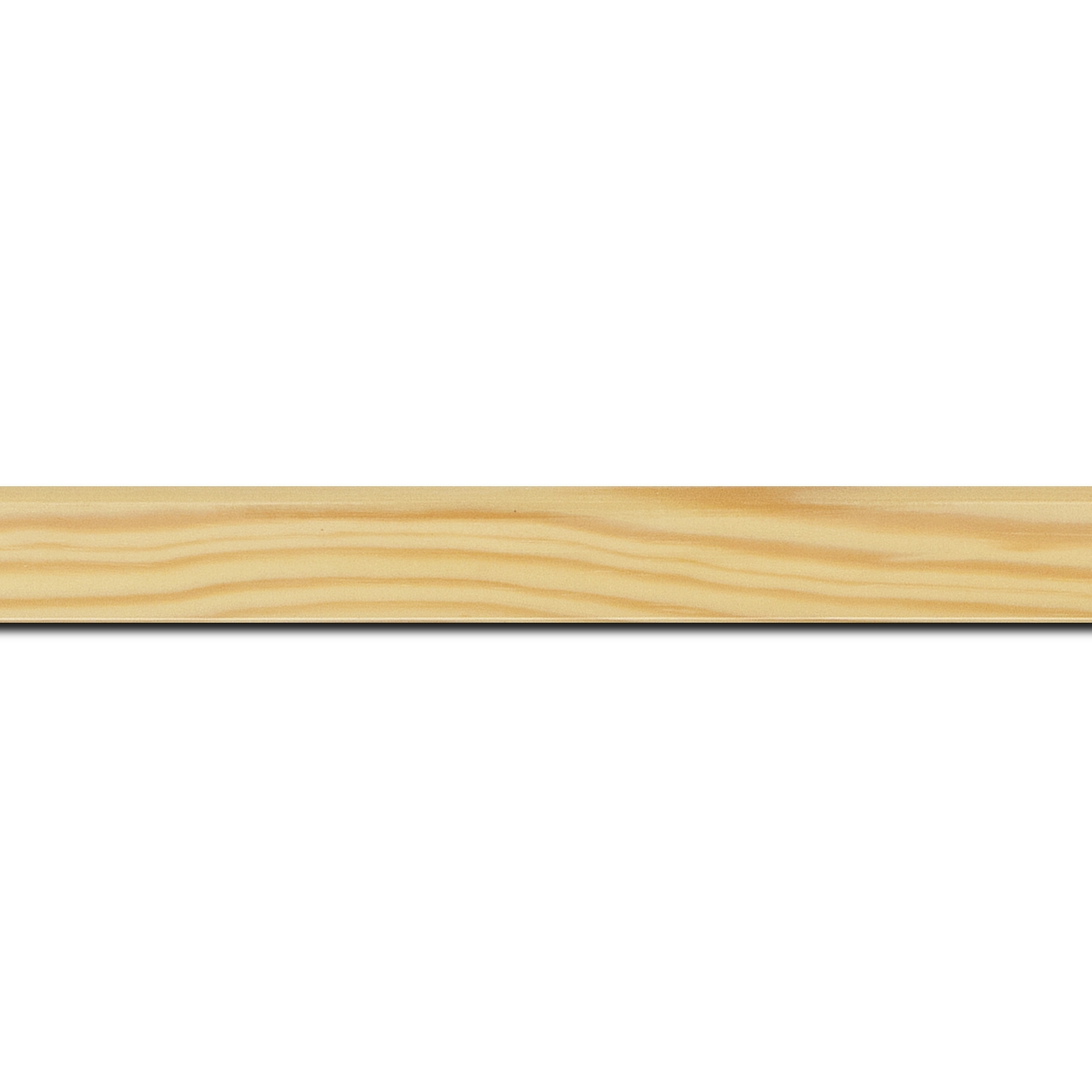 Baguette longueur 1.40m bois profil arrondi plongeant largeur 2cm couleur naturel vernis sur pin (veine du bois apparent)
