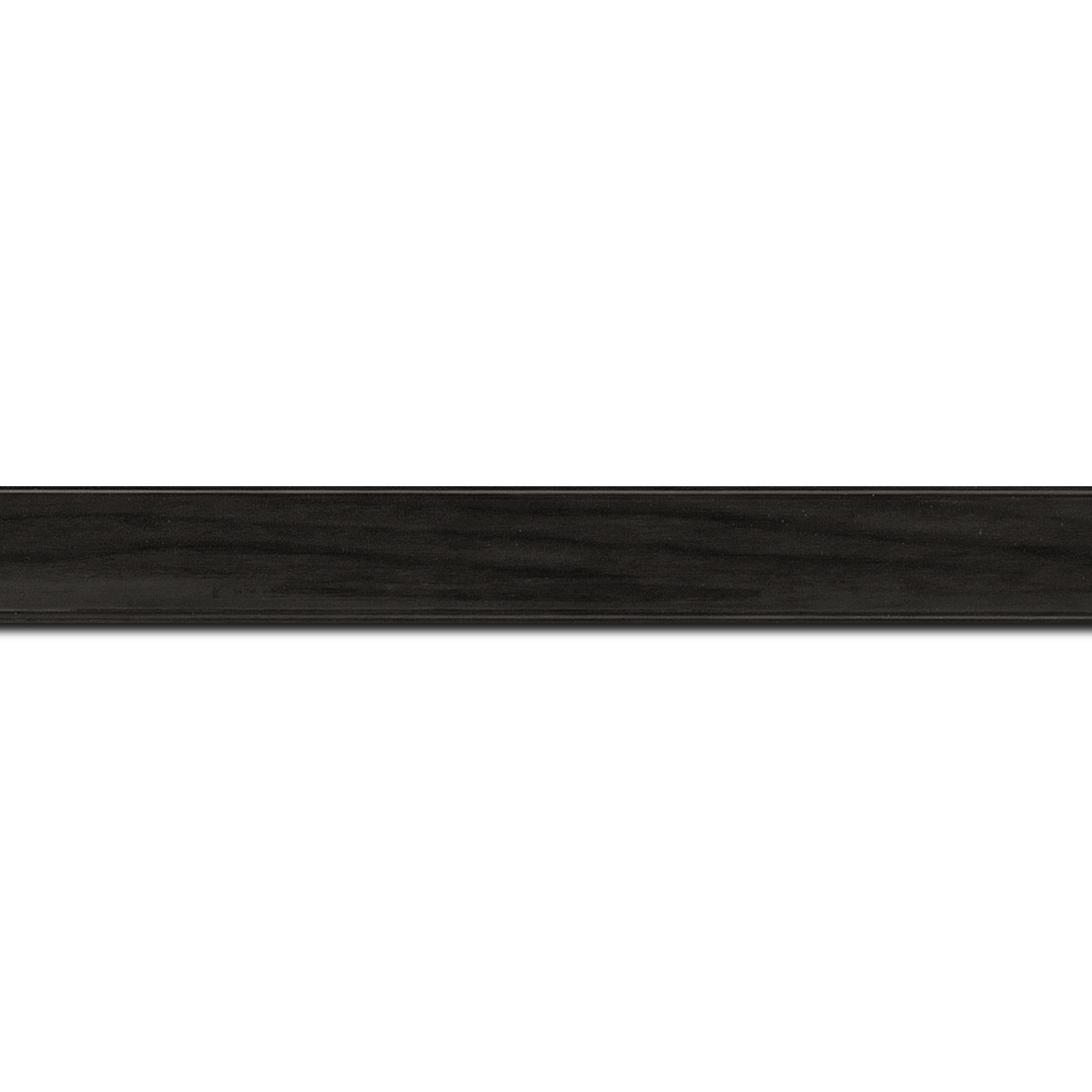 Baguette longueur 1.40m bois profil arrondi plongeant largeur 2cm couleur gris foncé vernis sur pin (veine du bois apparent)