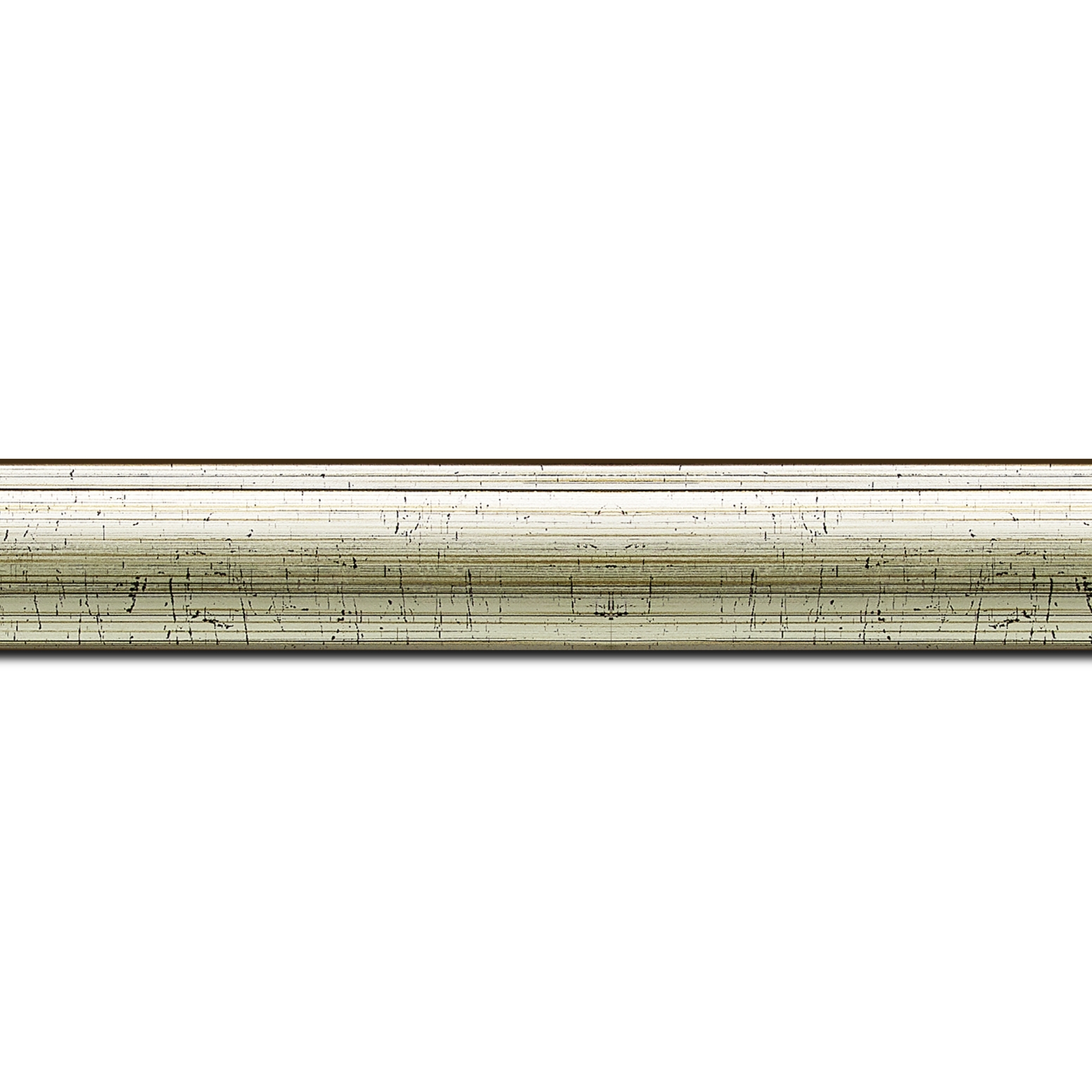 Baguette longueur 1.40m bois profil arrondi plongeant largeur 2.4cm couleur vermeille effet oxydé