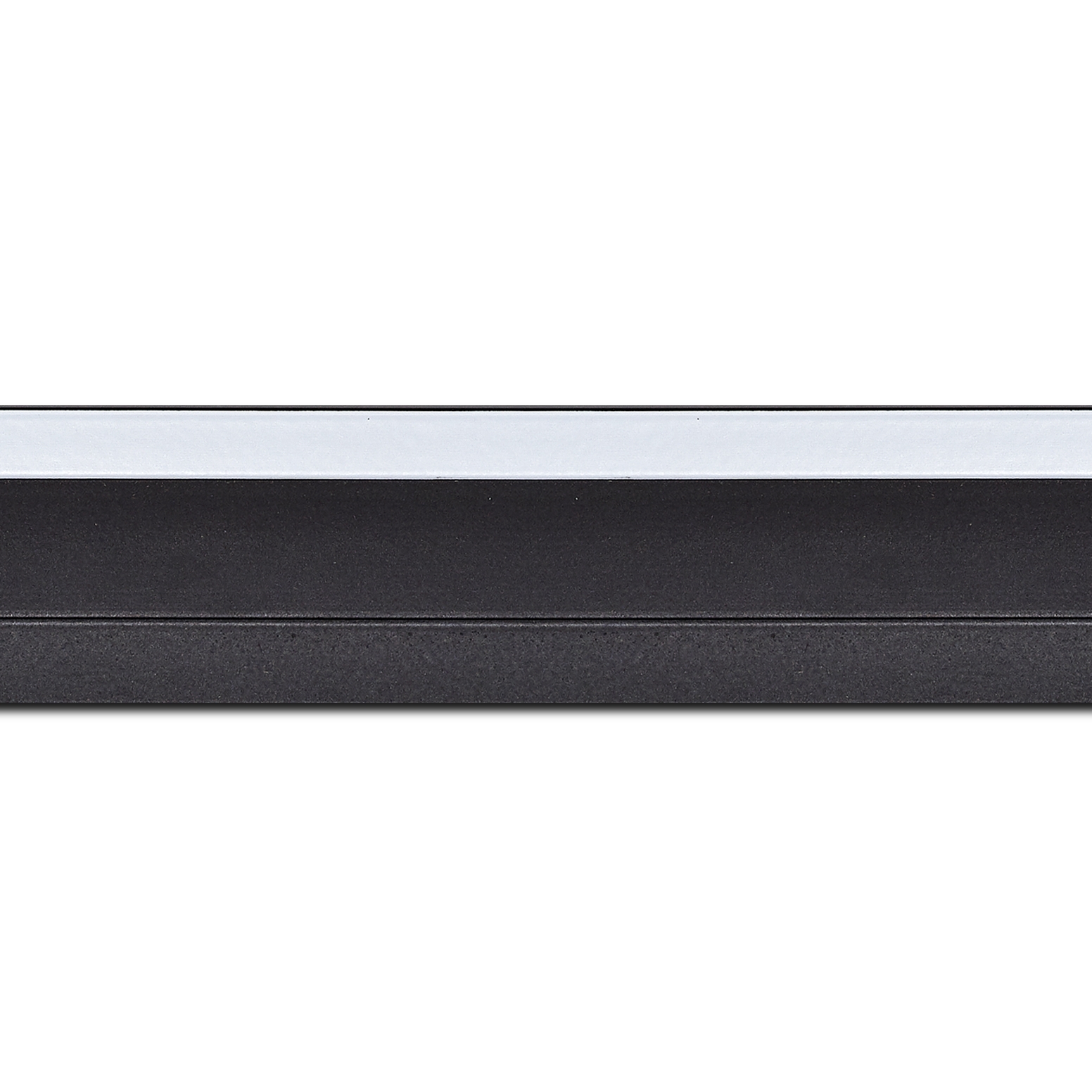 Baguette longueur 1.40m bois caisse américaine profil escalier largeur 4.4cm noir mat filet blanc (spécialement conçu pour les châssis d'une épaisseur jusqu’à 2.5cm )