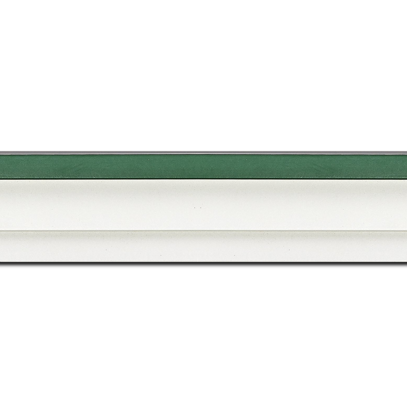 Baguette longueur 1.40m bois caisse américaine profil escalier largeur 4.4cm blanc mat filet vert (spécialement conçu pour les châssis d'une épaisseur jusqu’à 2.5cm )