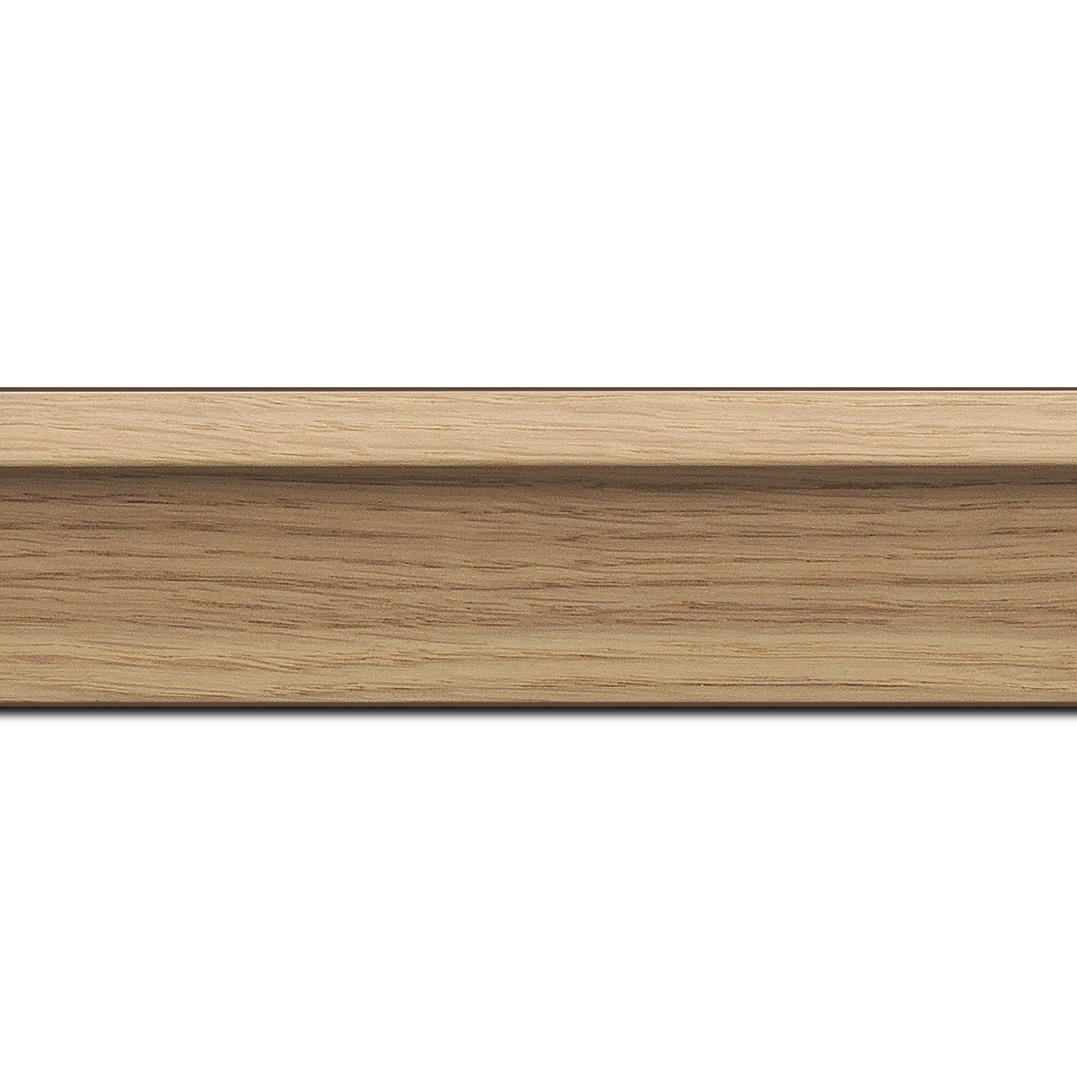 Baguette longueur 1.40m bois caisse américaine profil en l largeur 4.5cm placage haut de gamme chêne naturel (spécialement conçu pour les châssis d'une épaisseur jusqu’à 3.5cm ) information complémentaire : il faut renseigner la dimension précise de votre sujet  et l'espace intérieur entre la toile et le cadre sera de 1.5cm