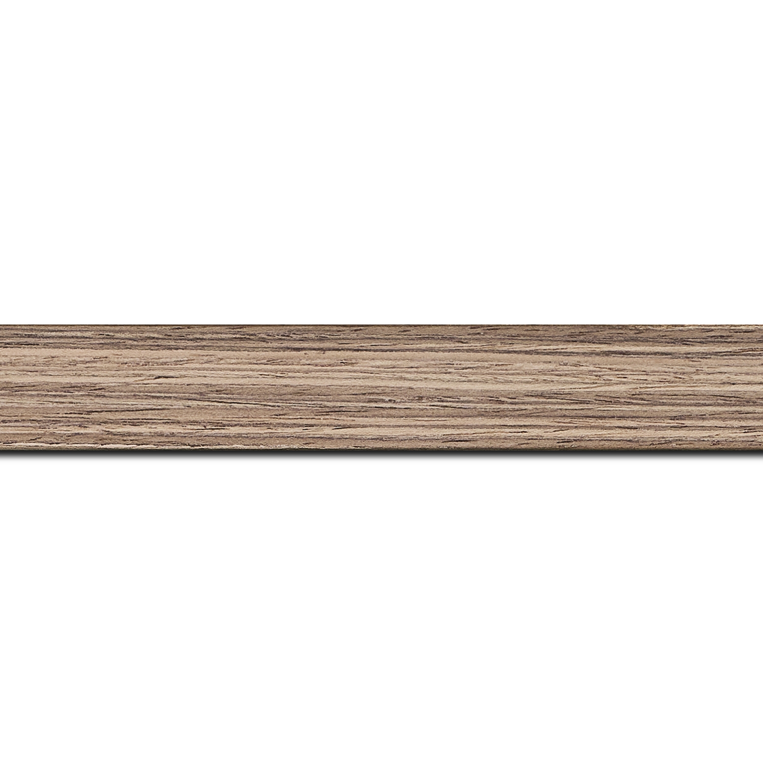Pack par 12m, bois profil plat largeur 2.5cm plaquage noyer haut de gamme(longueur baguette pouvant varier entre 2.40m et 3m selon arrivage des bois)