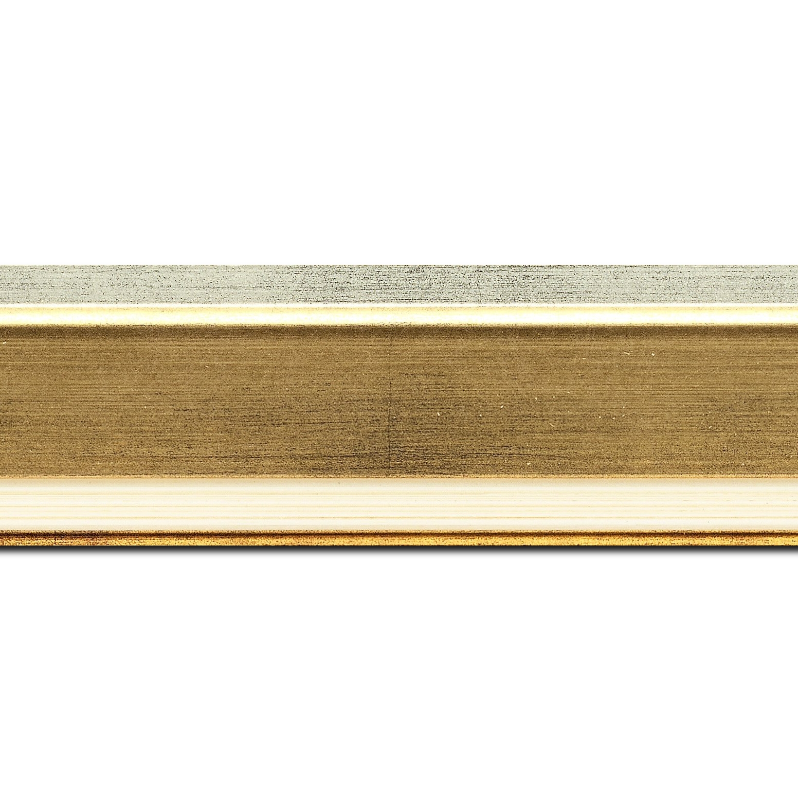 Pack par 12m, bois profil incliné largeur 5.4cm or bord extérieur argent marie louise crème filet argent intégrée(longueur baguette pouvant varier entre 2.40m et 3m selon arrivage des bois)