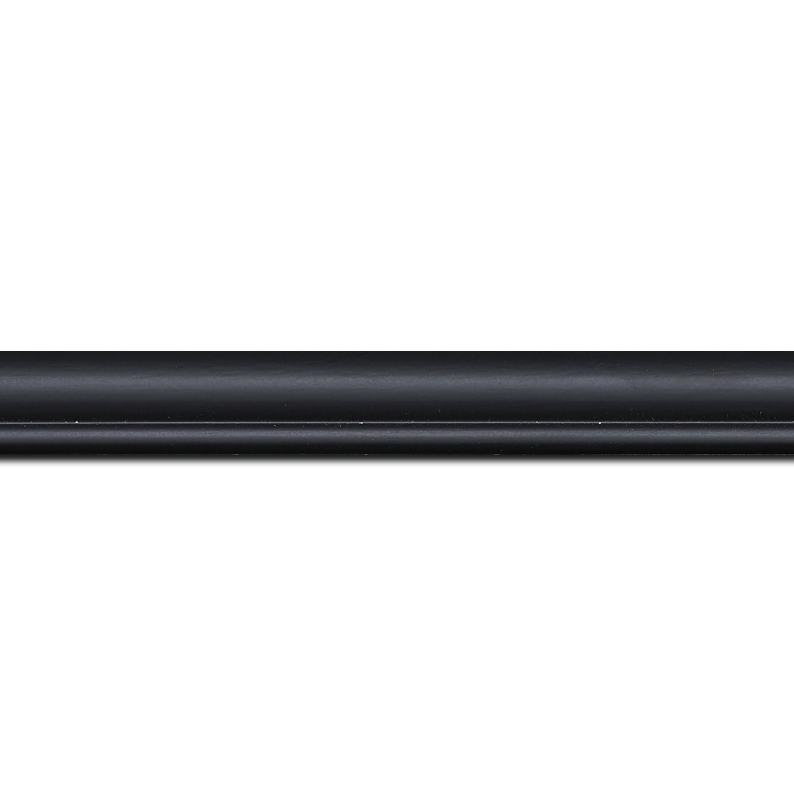 Baguette longueur 1.40m bois profil arrondi largeur 2.1cm couleur noir mat filet noir