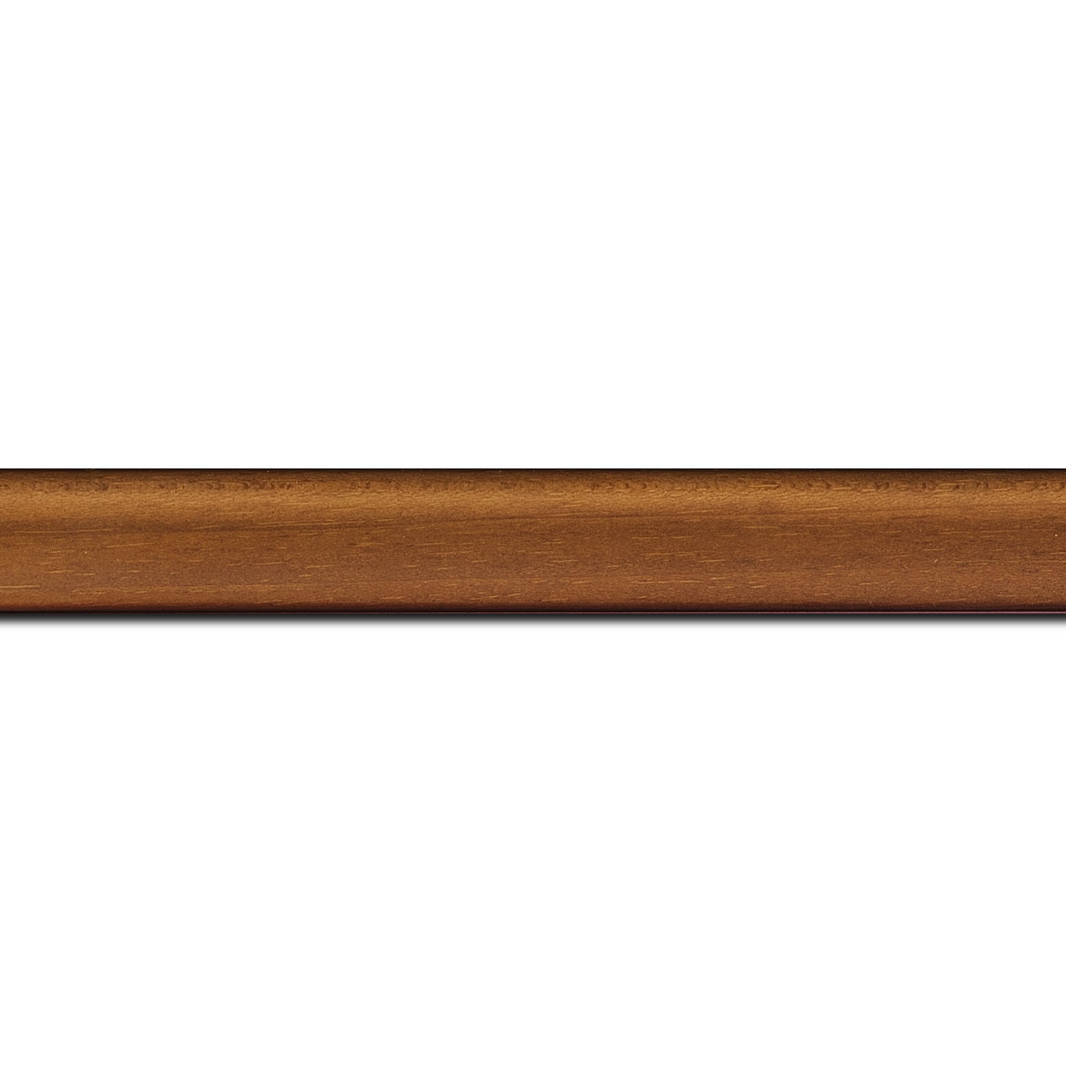 Pack par 12m, bois profil incurvé largeur 2.1cm couleur marron clair satiné (longueur baguette pouvant varier entre 2.40m et 3m selon arrivage des bois)