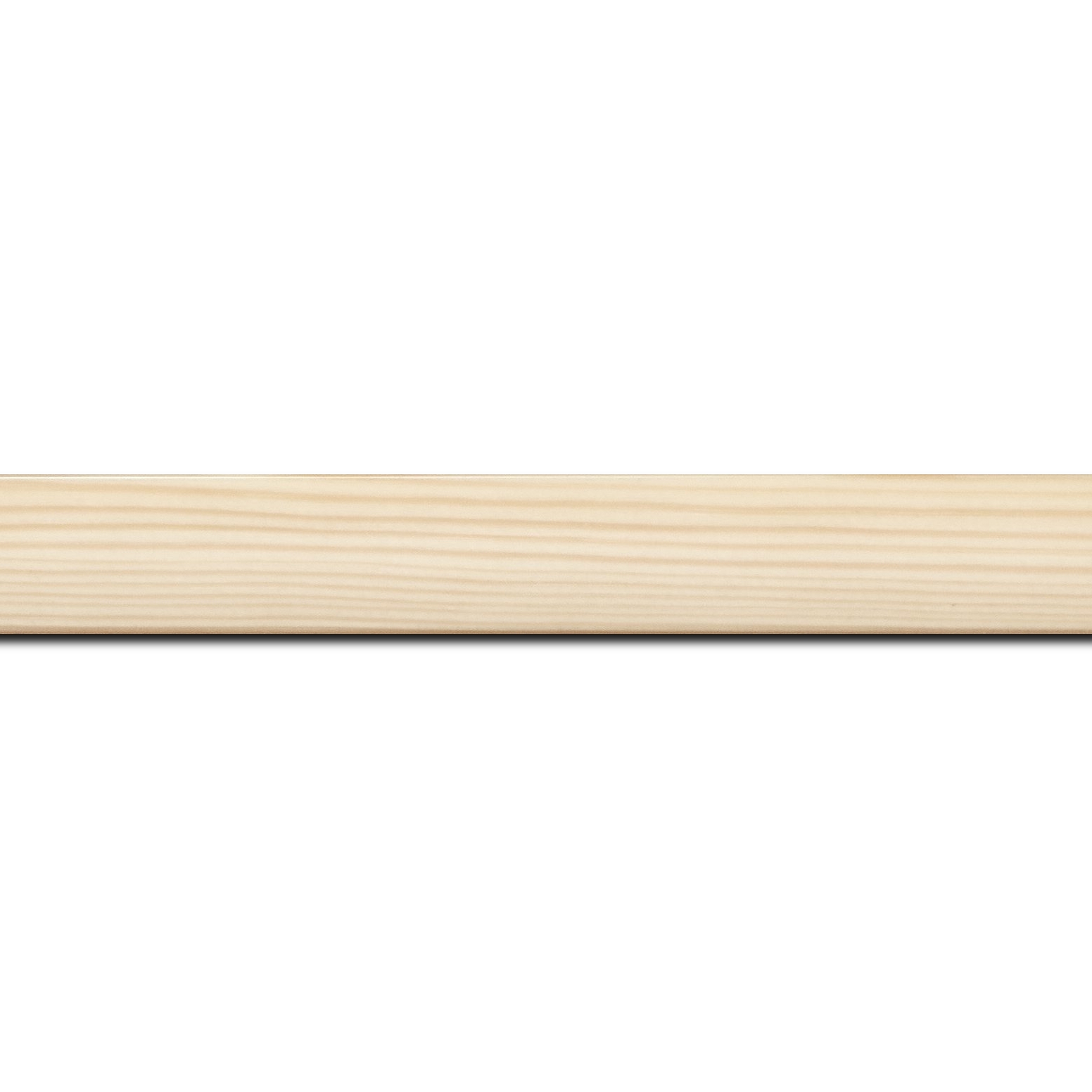 Baguette longueur 1.40m bois profil arrondi en pente plongeant largeur 2.4cm couleur naturel finition vernis brillant,veine du bois  apparent (pin) ,