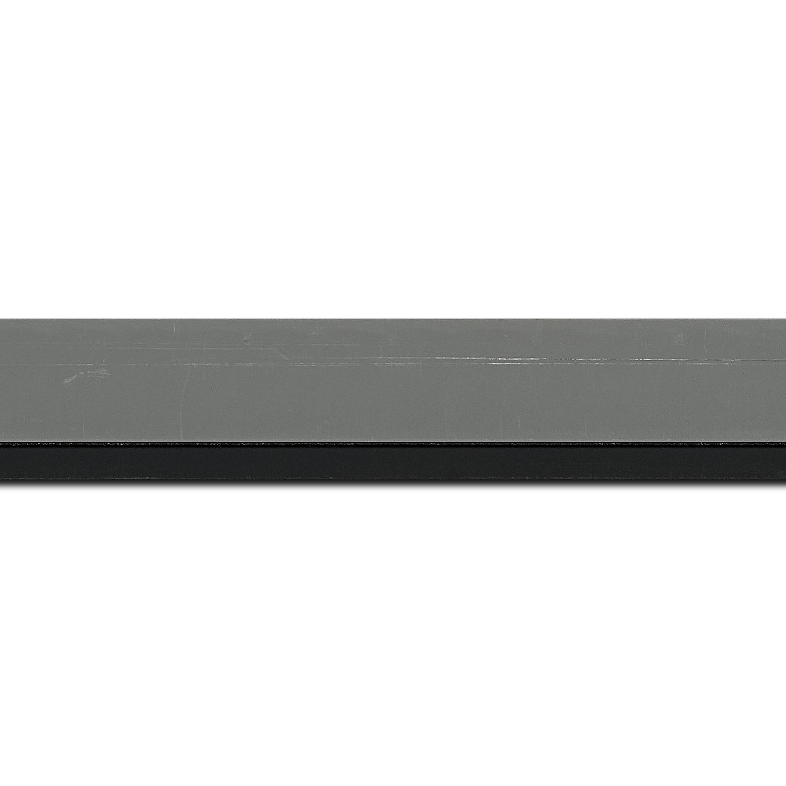 Baguette longueur 1.40m bois profil plat largeur 3.3cm couleur gris foncé satiné nez noir