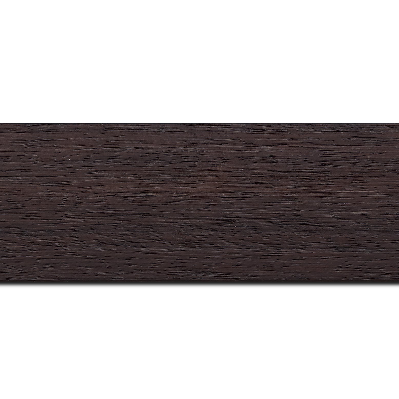 Pack par 12m, bois profil plat largeur 5.9cm couleur marron foncé satiné (longueur baguette pouvant varier entre 2.40m et 3m selon arrivage des bois)