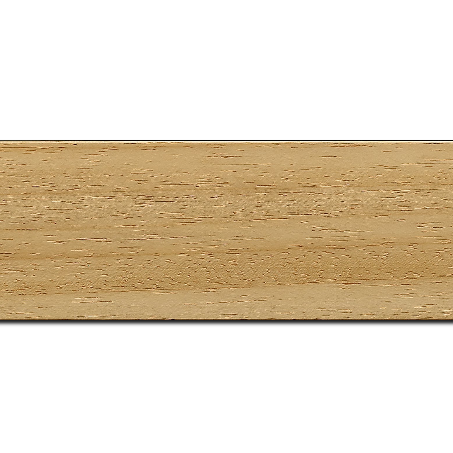 Pack par 12m, bois profil plat largeur 5.9cm couleur naturel (longueur baguette pouvant varier entre 2.40m et 3m selon arrivage des bois)