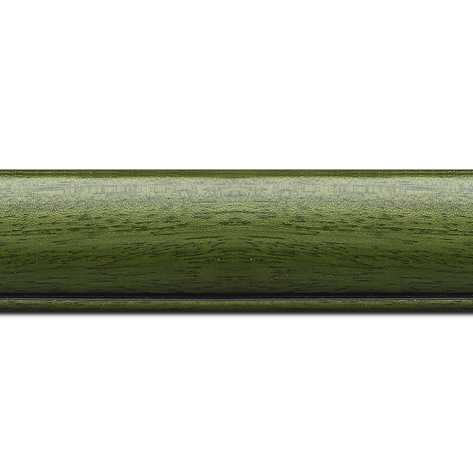Baguette longueur 1.40m bois profil arrondi largeur 4.7cm couleur vert sapin satiné rehaussé d'un filet noir