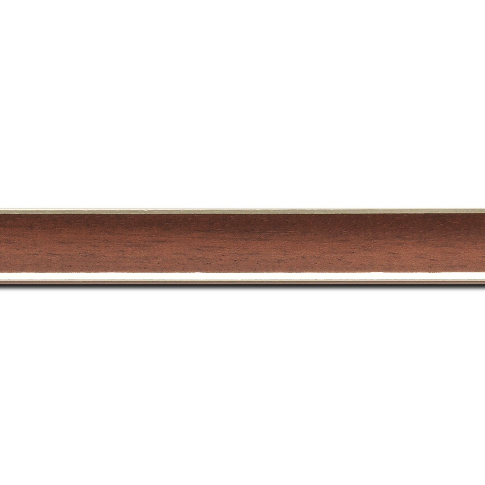 Baguette longueur 1.40m bois profil concave largeur 2.4cm couleur merisier  satiné  filet argent de chaque coté (pore du bois apparent)