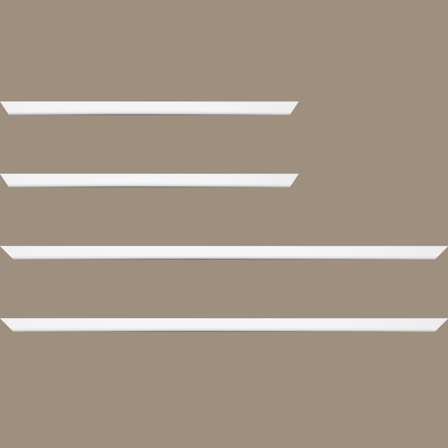 Baguette service précoupé Bois profil méplat largeur 1.4cm couleur blanc laqué