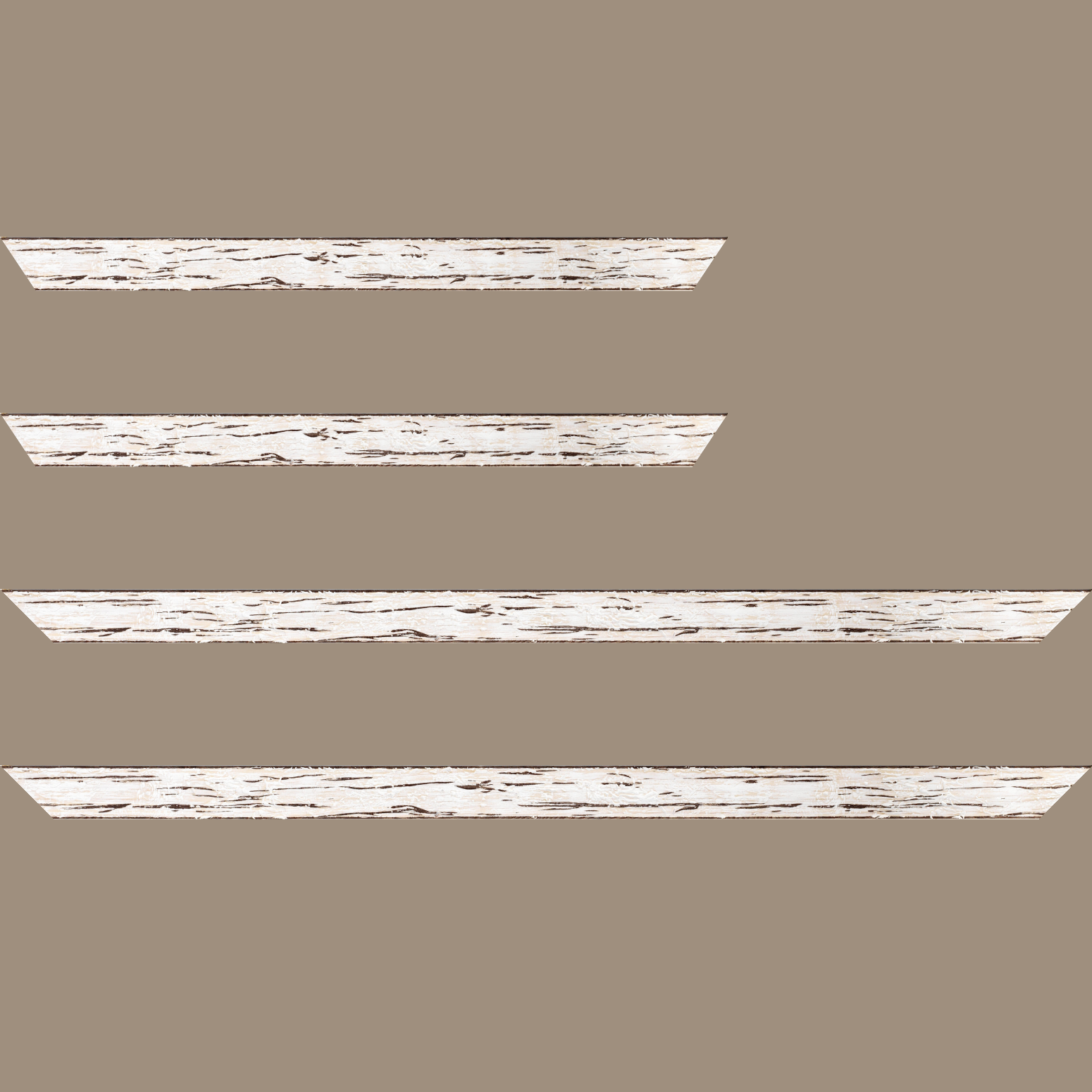 Baguette service précoupé Bois profil plat largeur 3.3cm couleur blanchie finition aspect vieilli antique